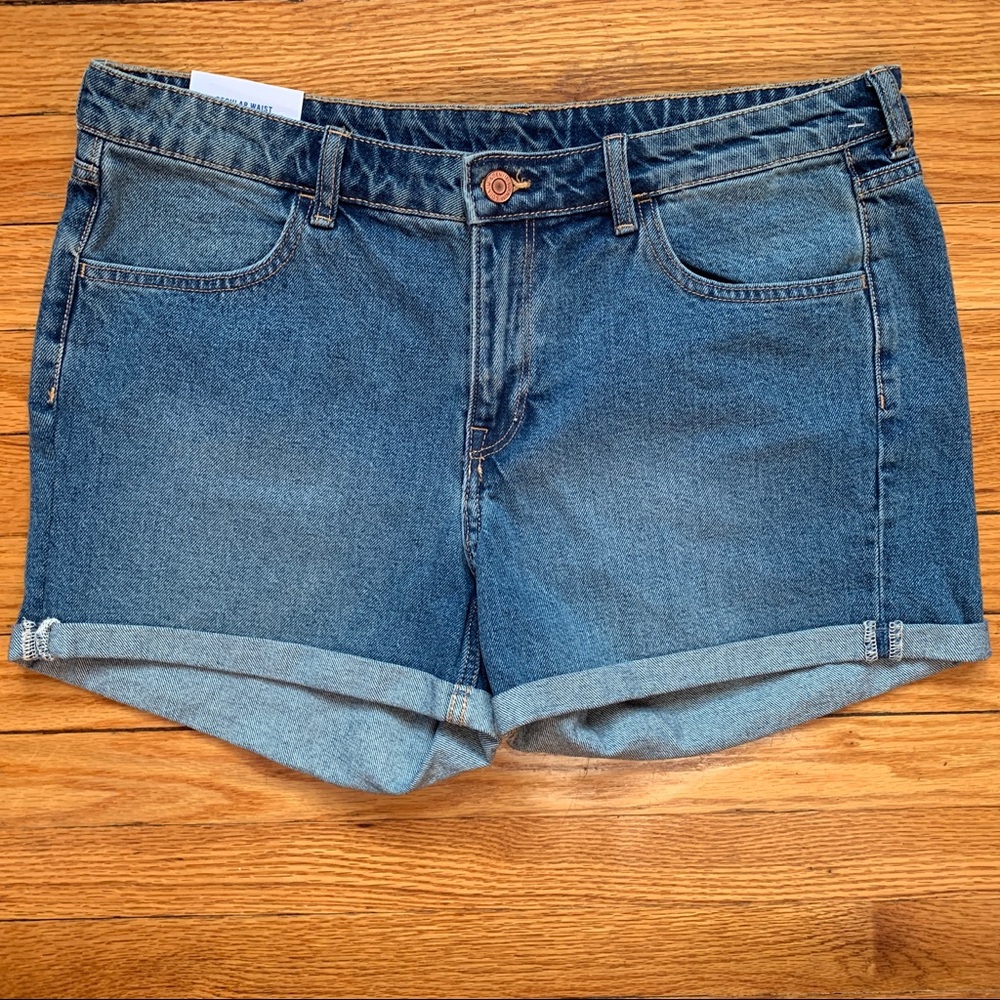 H&M Regular Waist Cuffed Denim Shorts